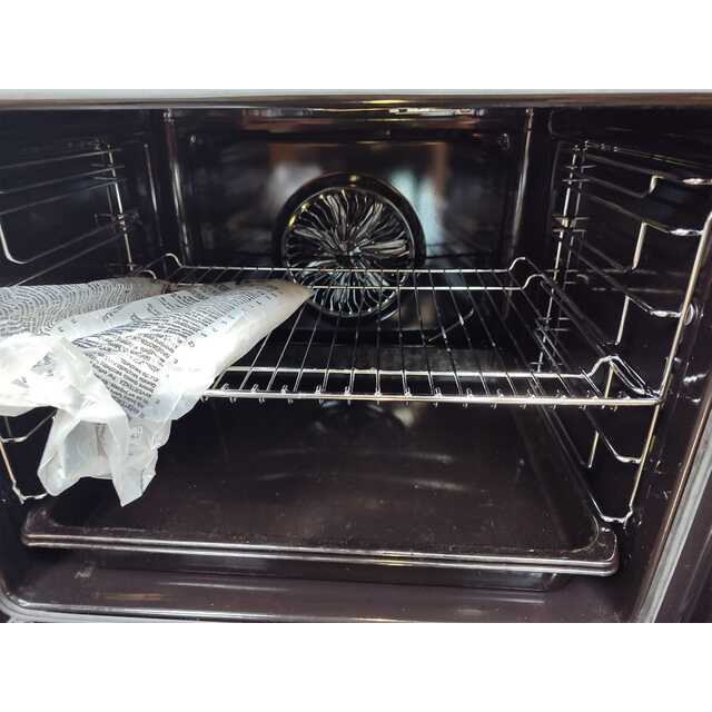 Духовой шкаф Beko BBIM13301B, черный Духовой шкаф Beko BBIM13301B, черный