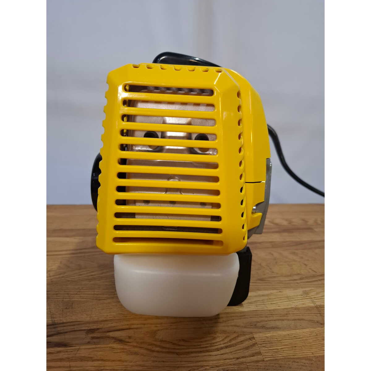 Триммер бензиновый Champion T463S-2 (2-коробки) (Цвет: Yellow)