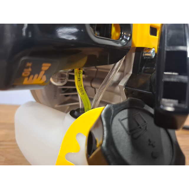 Триммер бензиновый Champion T463S-2 (2-коробки) (Цвет: Yellow)