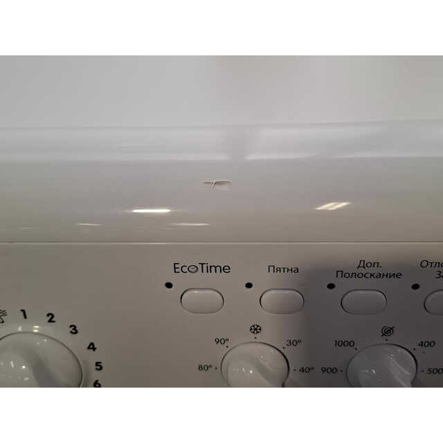 Стиральная машина Indesit IWSC 6105, белый Стиральная машина Indesit IWSC 6105, белый