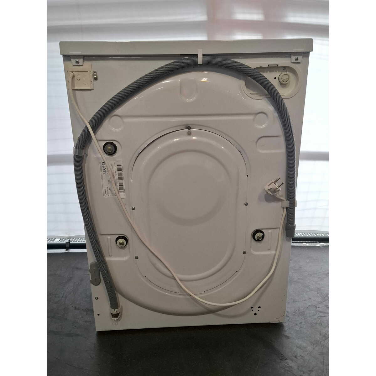 Стиральная машина Indesit IWSC 6105, белый