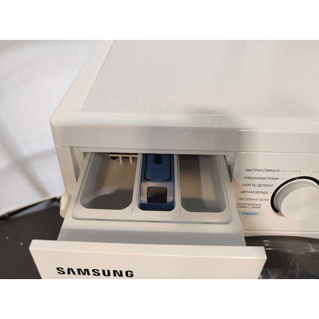 Стиральная машина Samsung WW60AG4S00VELP, белый