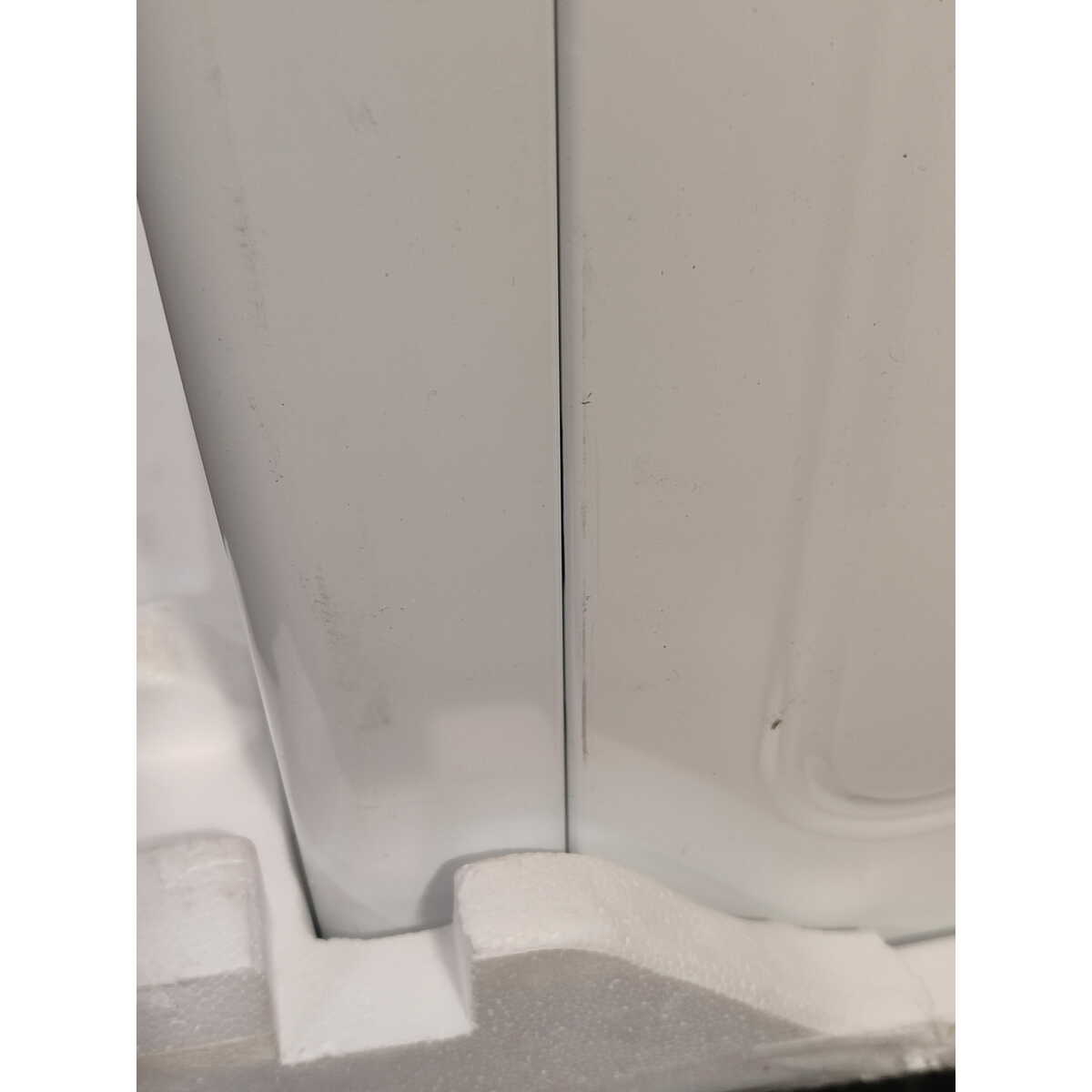 Стиральная машина Samsung WW60AG4S00VELP, белый