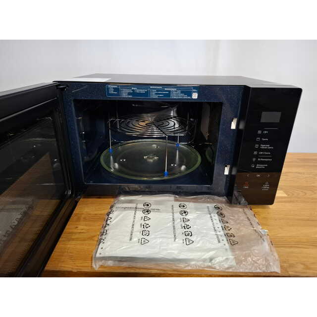 Микроволновая печь Samsung MG30T5018AK / BW, черный Микроволновая печь Samsung MG30T5018AK / BW, черный