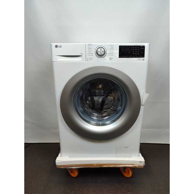 Стиральная машина LG F2V3HS4W, белый Стиральная машина LG F2V3HS4W, белый