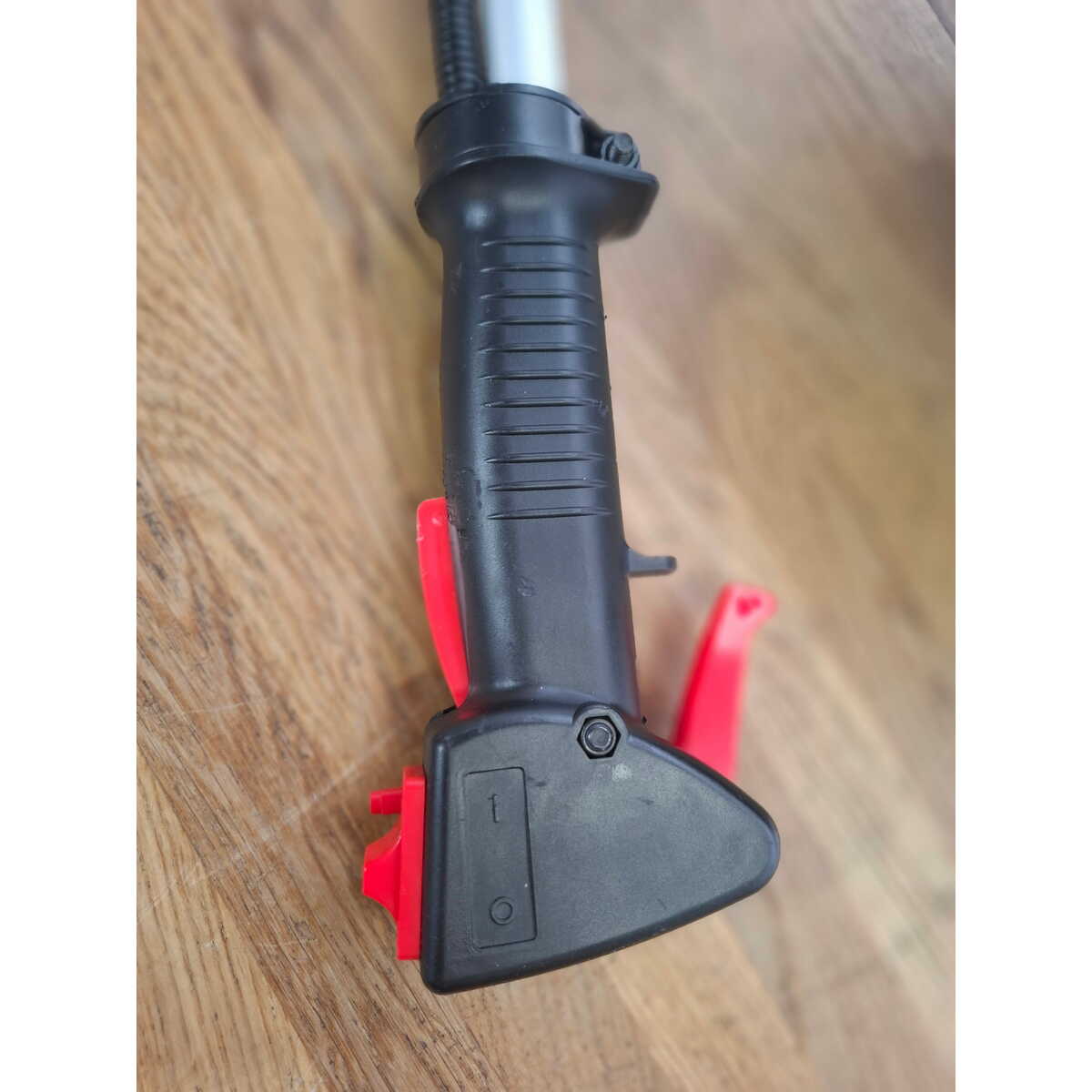 Триммер бензиновый MTX MT-43 (Цвет: Red / Black)