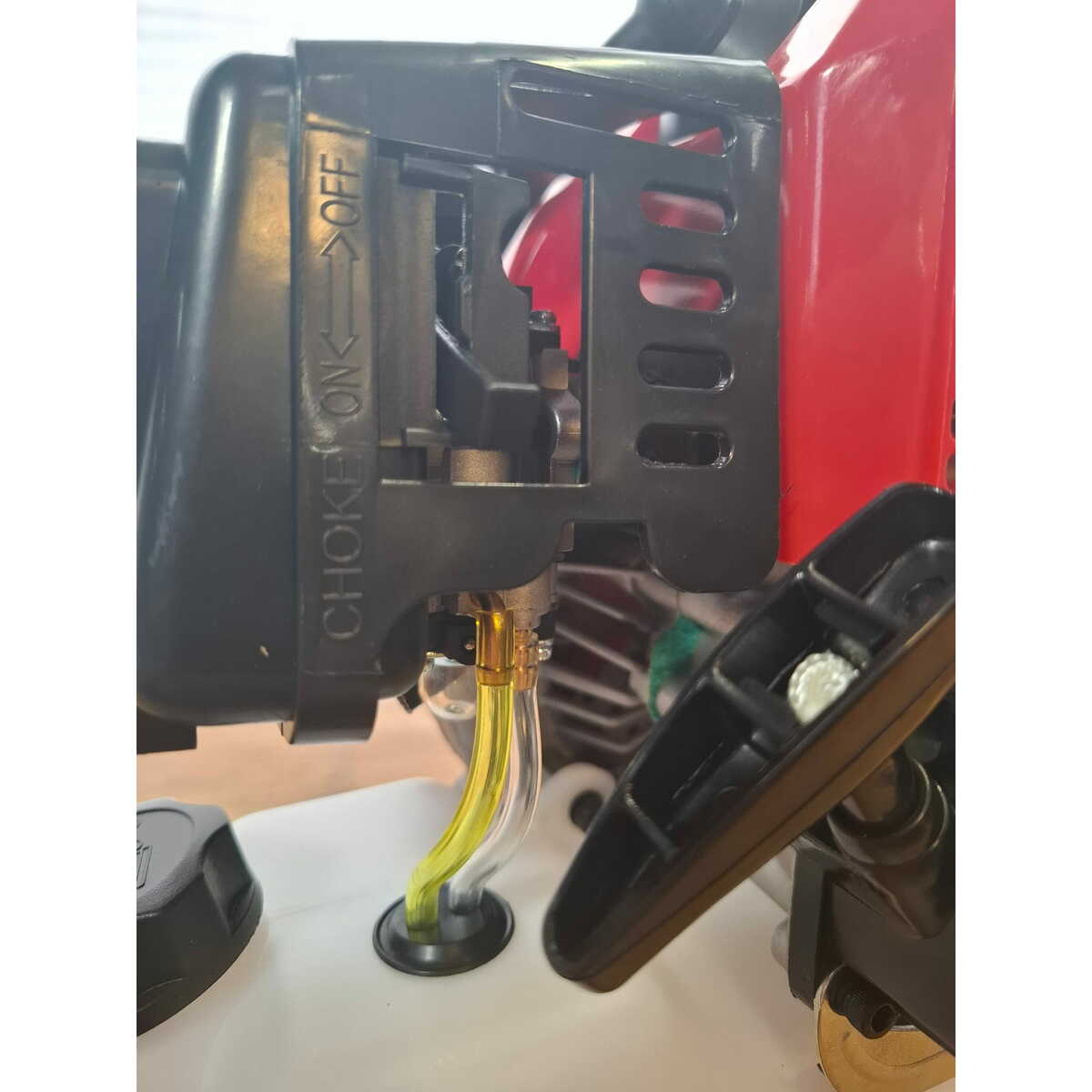 Триммер бензиновый MTX MT-43 (Цвет: Red / Black)