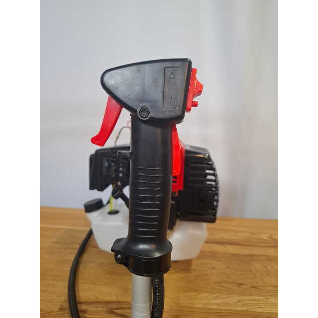 Триммер бензиновый MTX MT-52 (2-коробки) (Цвет: Red / Black)