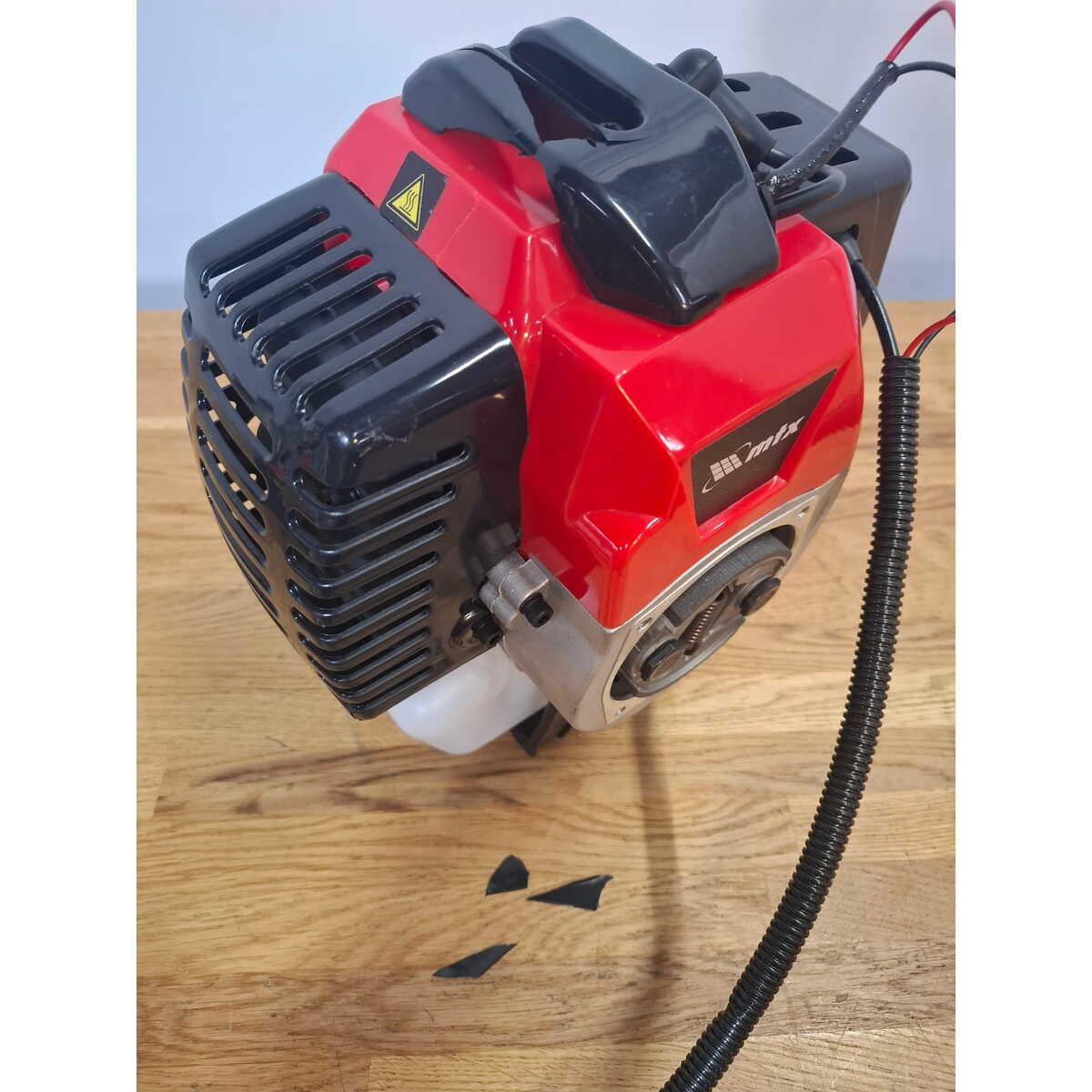 Триммер бензиновый MTX MT-52 (2-коробки) (Цвет: Red / Black)