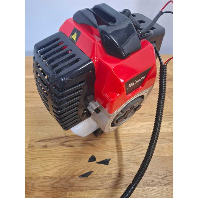 Триммер бензиновый MTX MT-52 (2-коробки) (Цвет: Red / Black)