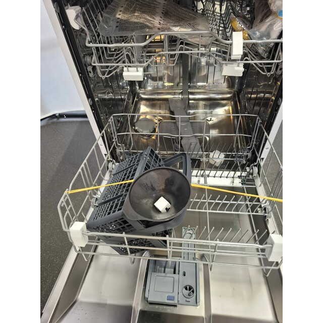 Посудомоечная машина Beko BDIN15320, белый
