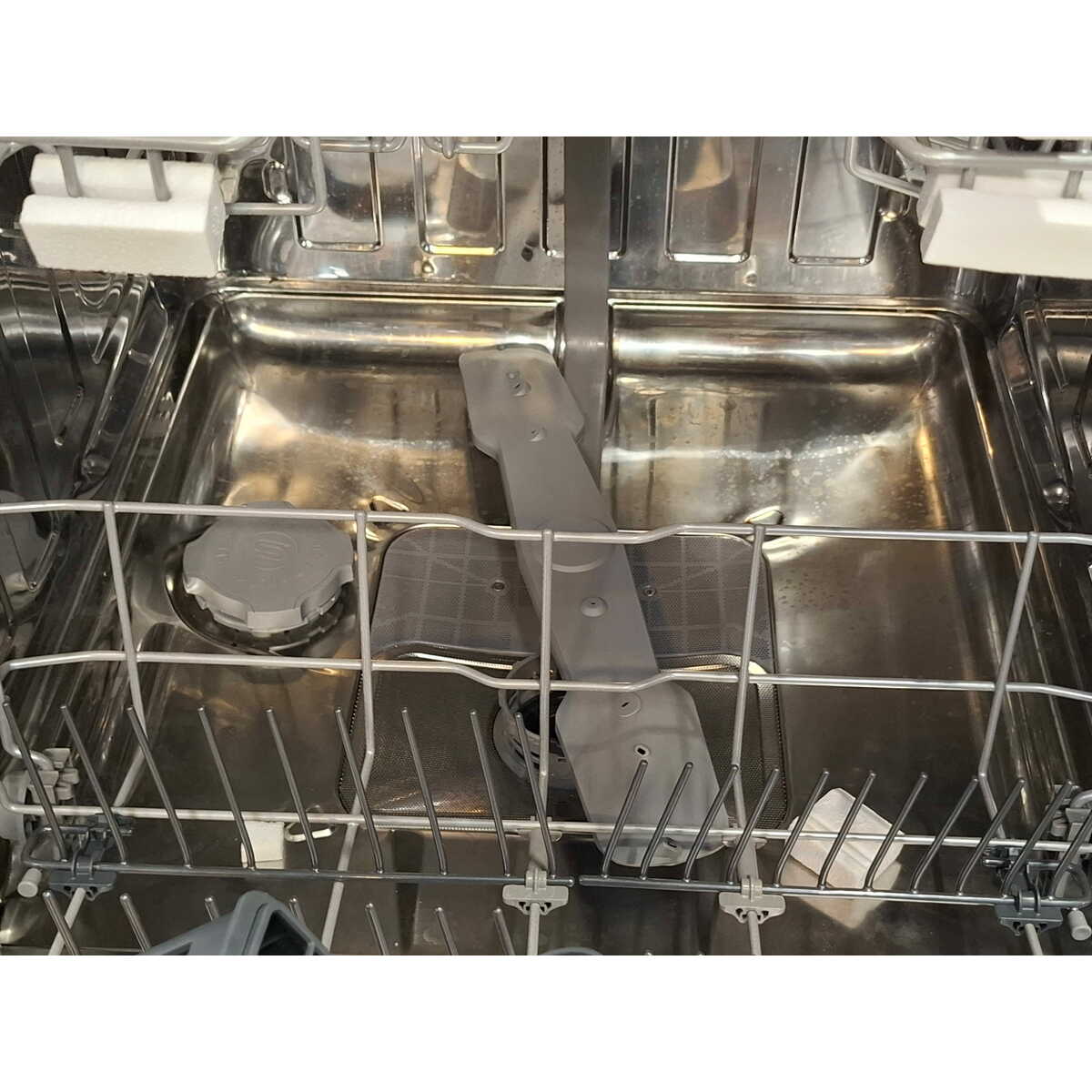 Посудомоечная машина Beko BDIN15320, белый