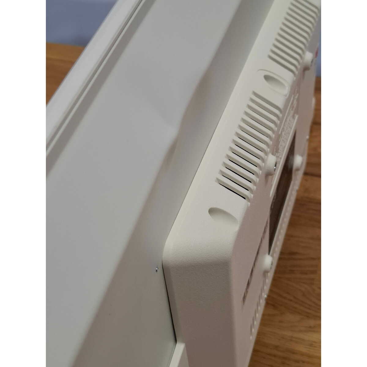 Телевизор Leff 24" 24H691T, белый