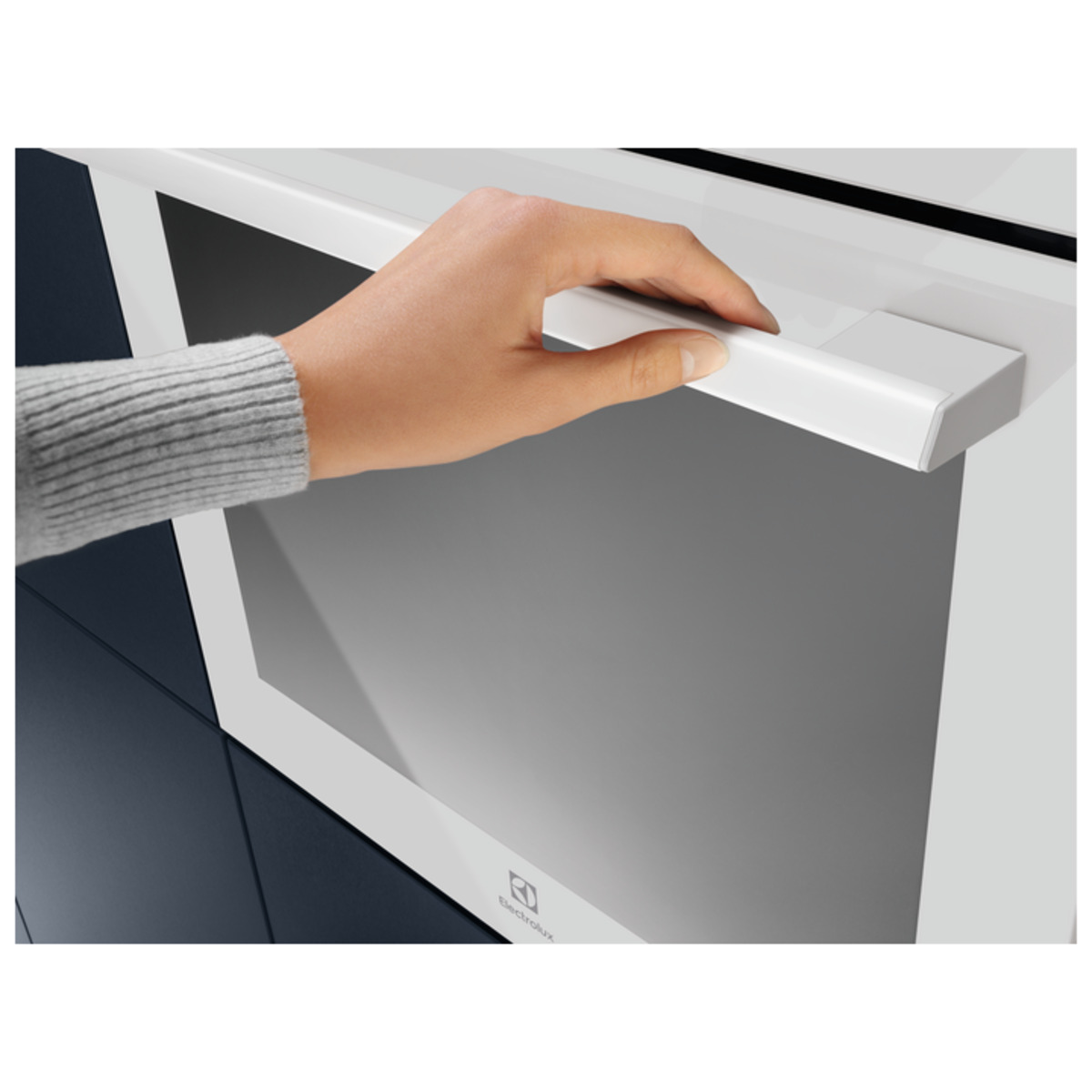 Духовой шкаф Electrolux OEF5H50V (Цвет: White)