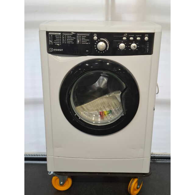Стиральная машина Indesit EWUD 4105 BK CIS, белый Стиральная машина Indesit EWUD 4105 BK CIS, белый