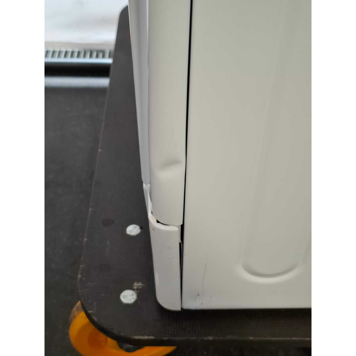 Стиральная машина Indesit EWUD 4105 BK CIS, белый
