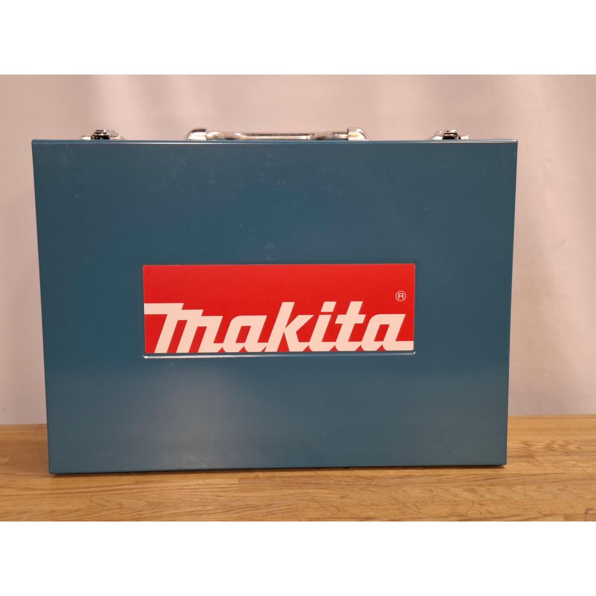 Гайковерт Makita 6906 (Цвет: Blue)