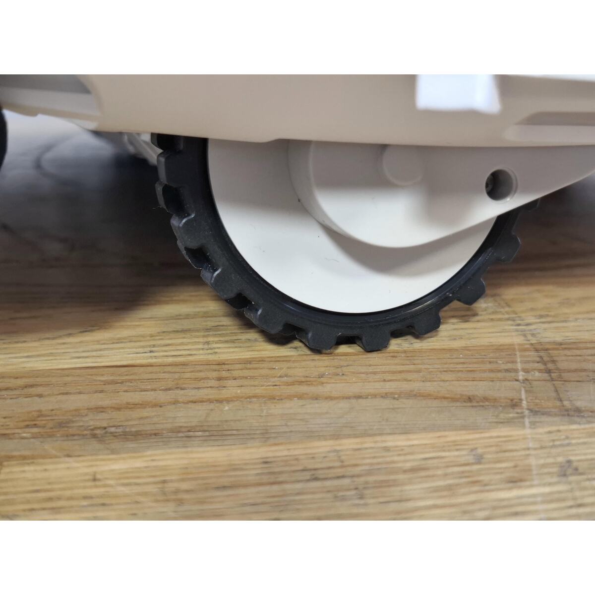 Робот-пылесос DreameBot Robot Vacuum and Mop F9 Pro, белый