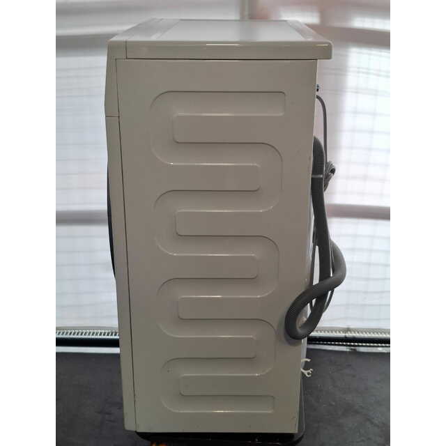 Стиральная машина Beko WSDN63512ZSW, белый