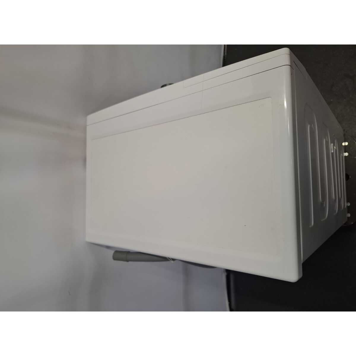 Стиральная машина Beko WSRE6H612ZAWI, белый