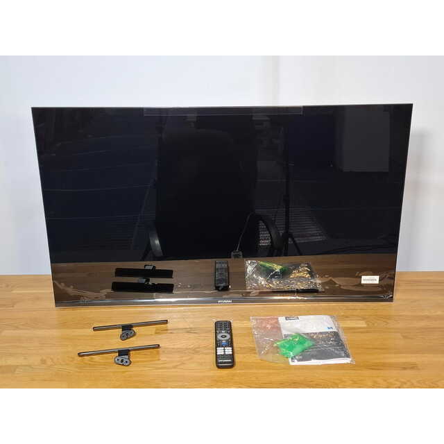 Телевизор Hyundai 43" H-LED43BU7011, черный