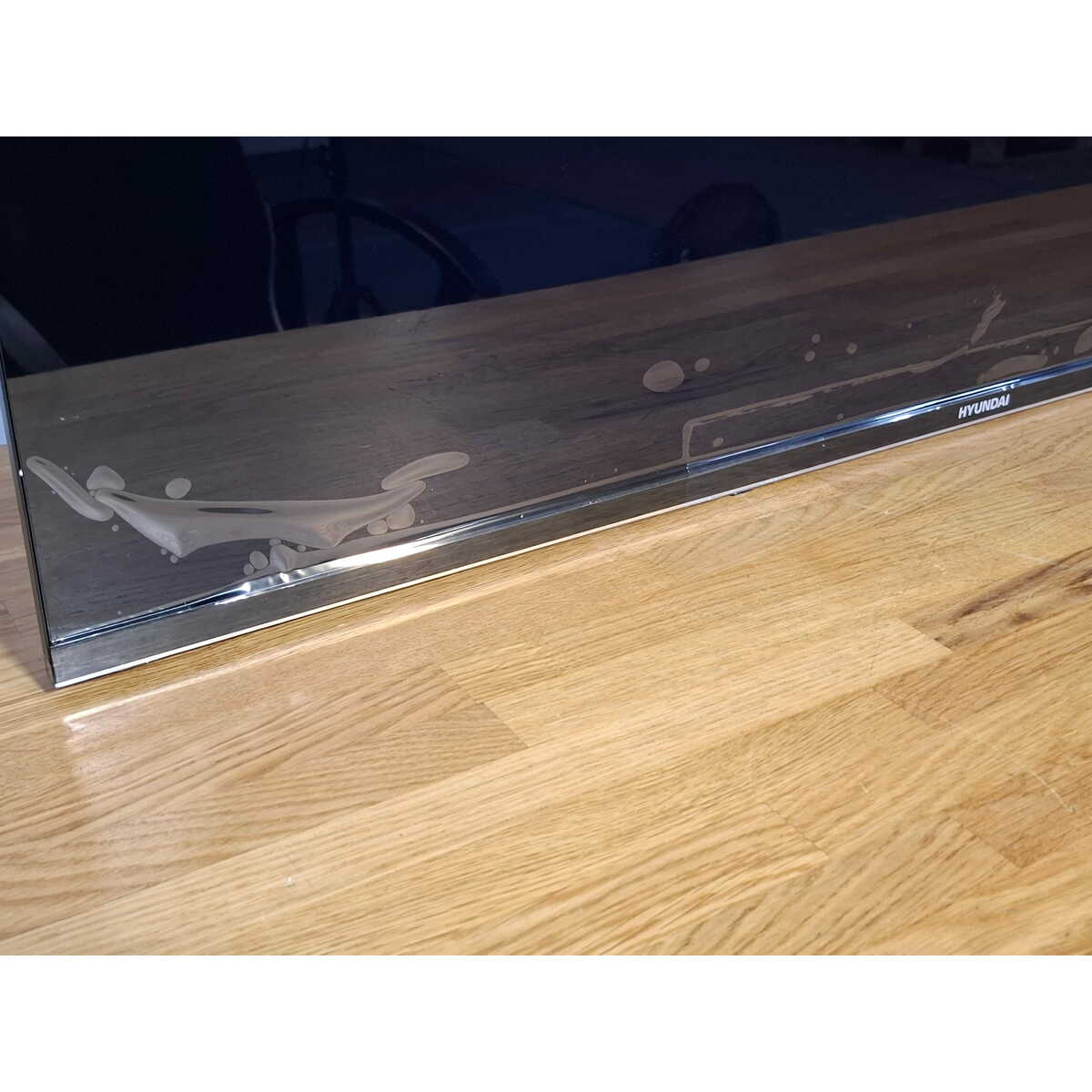 Телевизор Hyundai 43" H-LED43BU7011, черный
