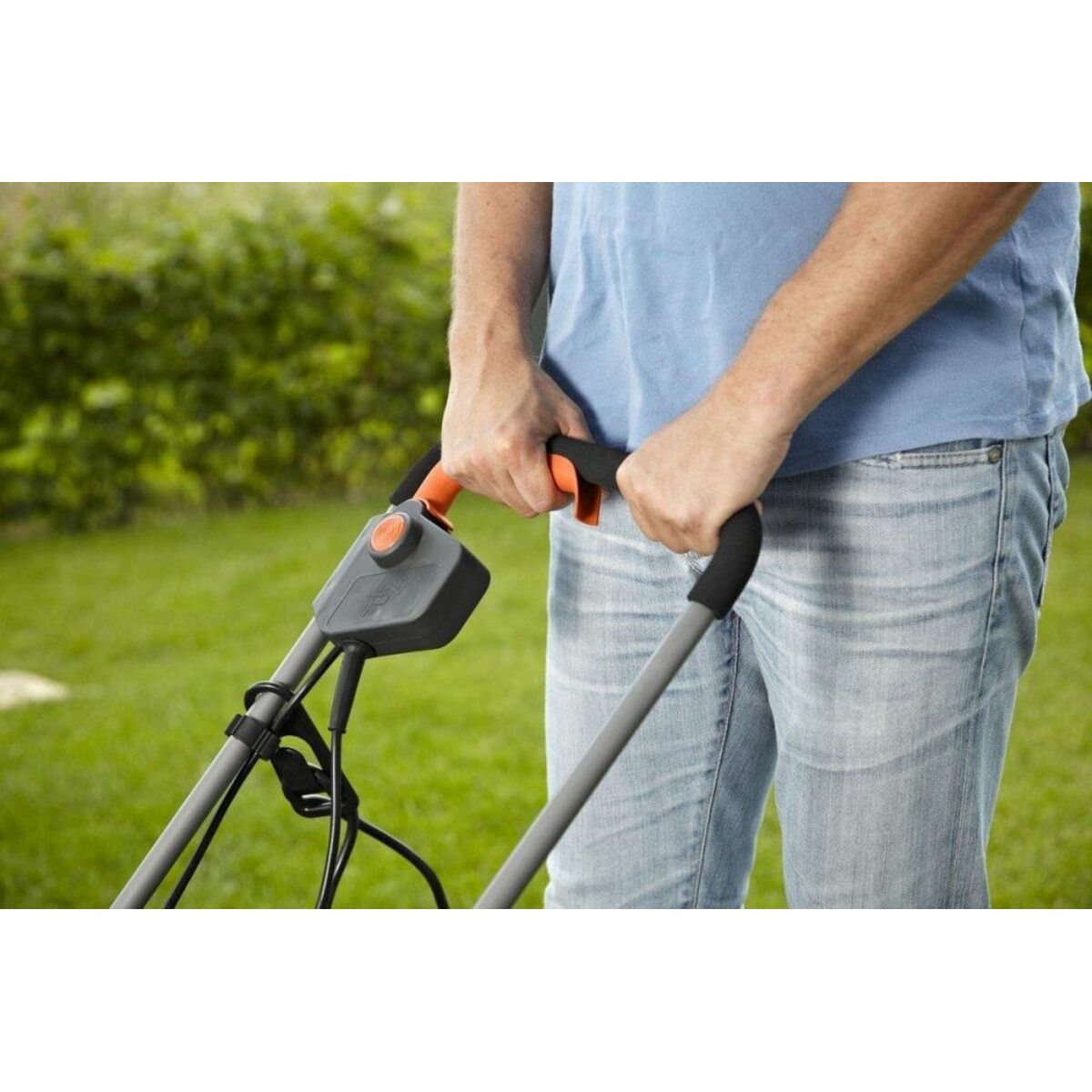 Газонокосилка роторная Gardena PowerMax 1100 / 32 (Цвет: Blue)