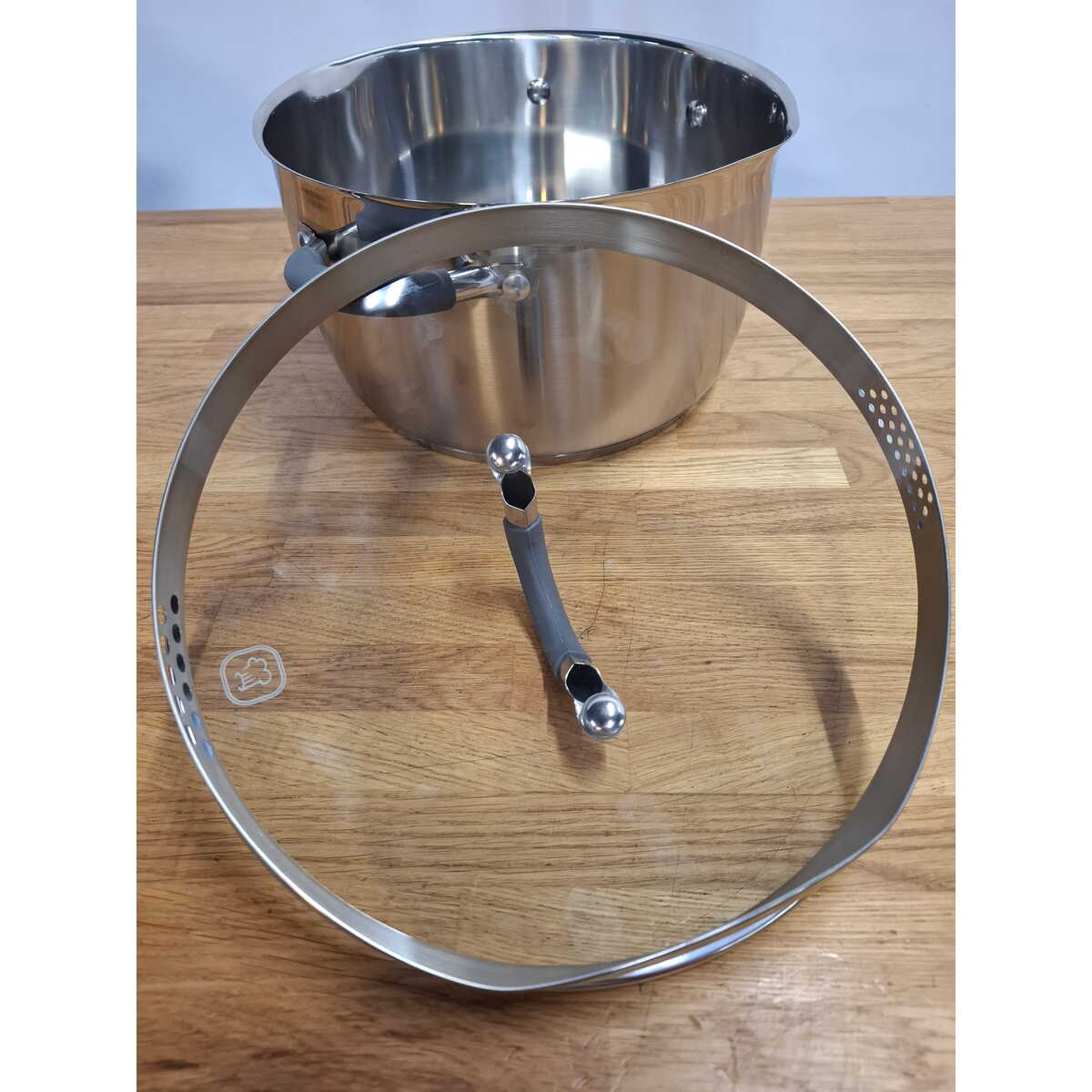 Кастрюля Rondell Flamme RDS-025 (Цвет: Inox)