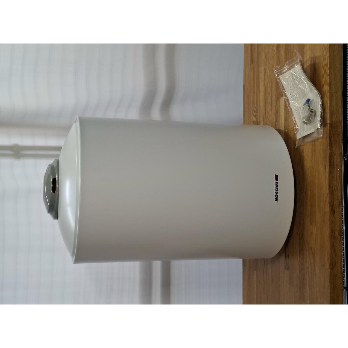 Водонагреватель Edisson ER 80 V (Цвет: White)