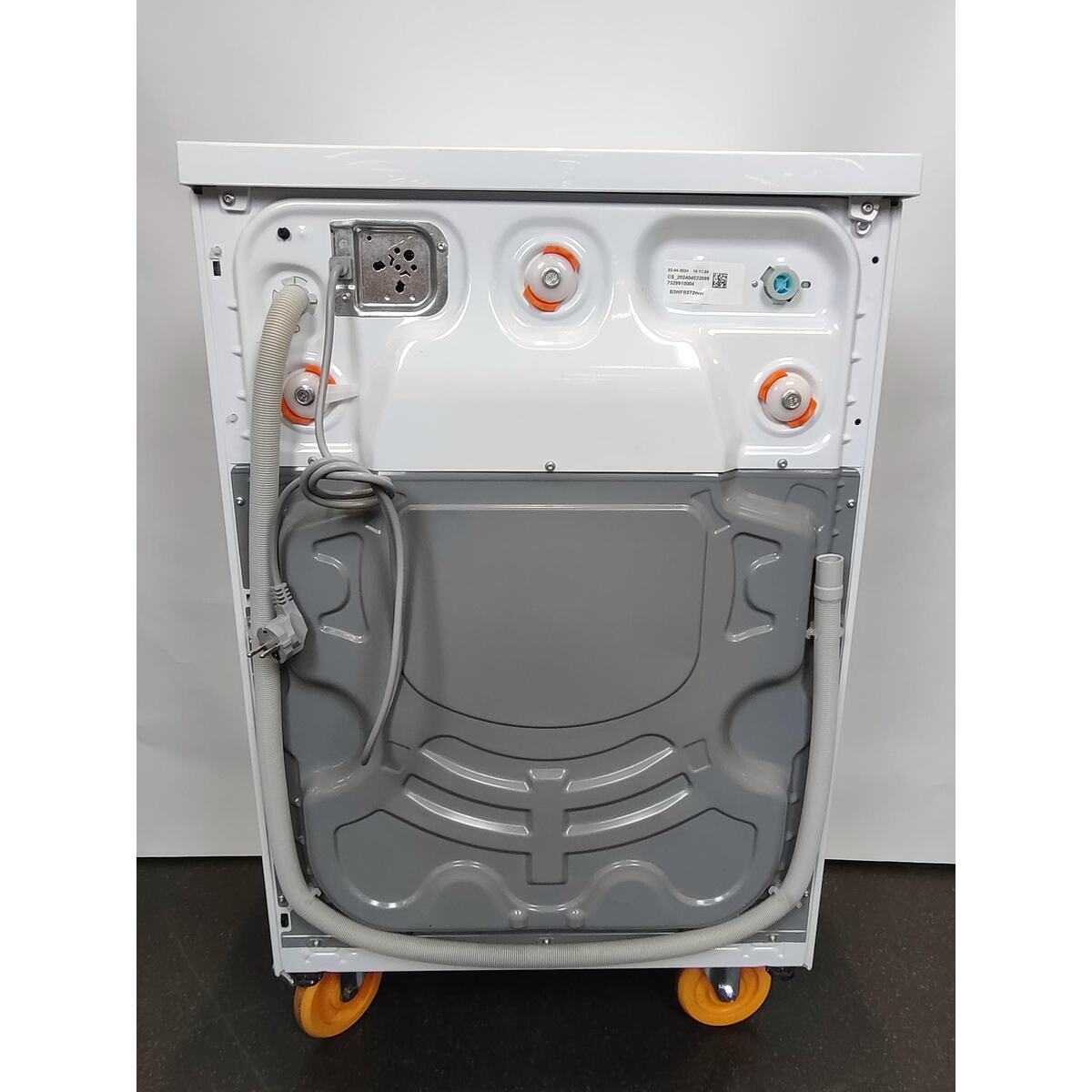 Стиральная машина Beko B3WFR572WW, белый