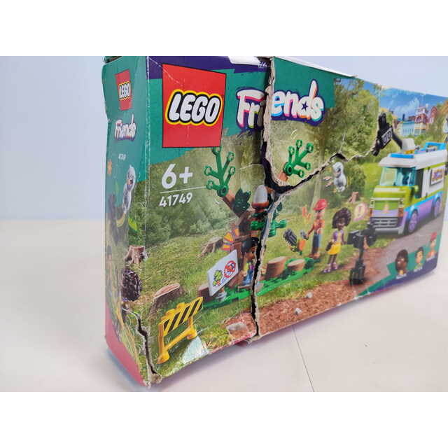Конструктор LEGO Friends Фургон отдела новостей 41749