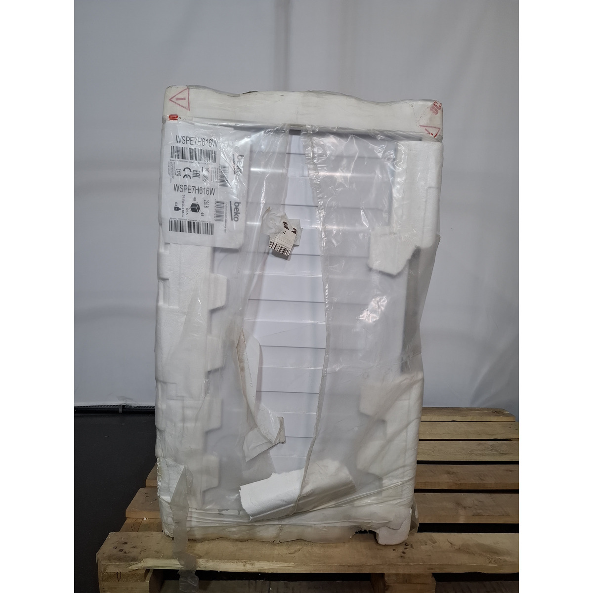 Стиральная машина Beko WSPE7H616S (Цвет: Silver)