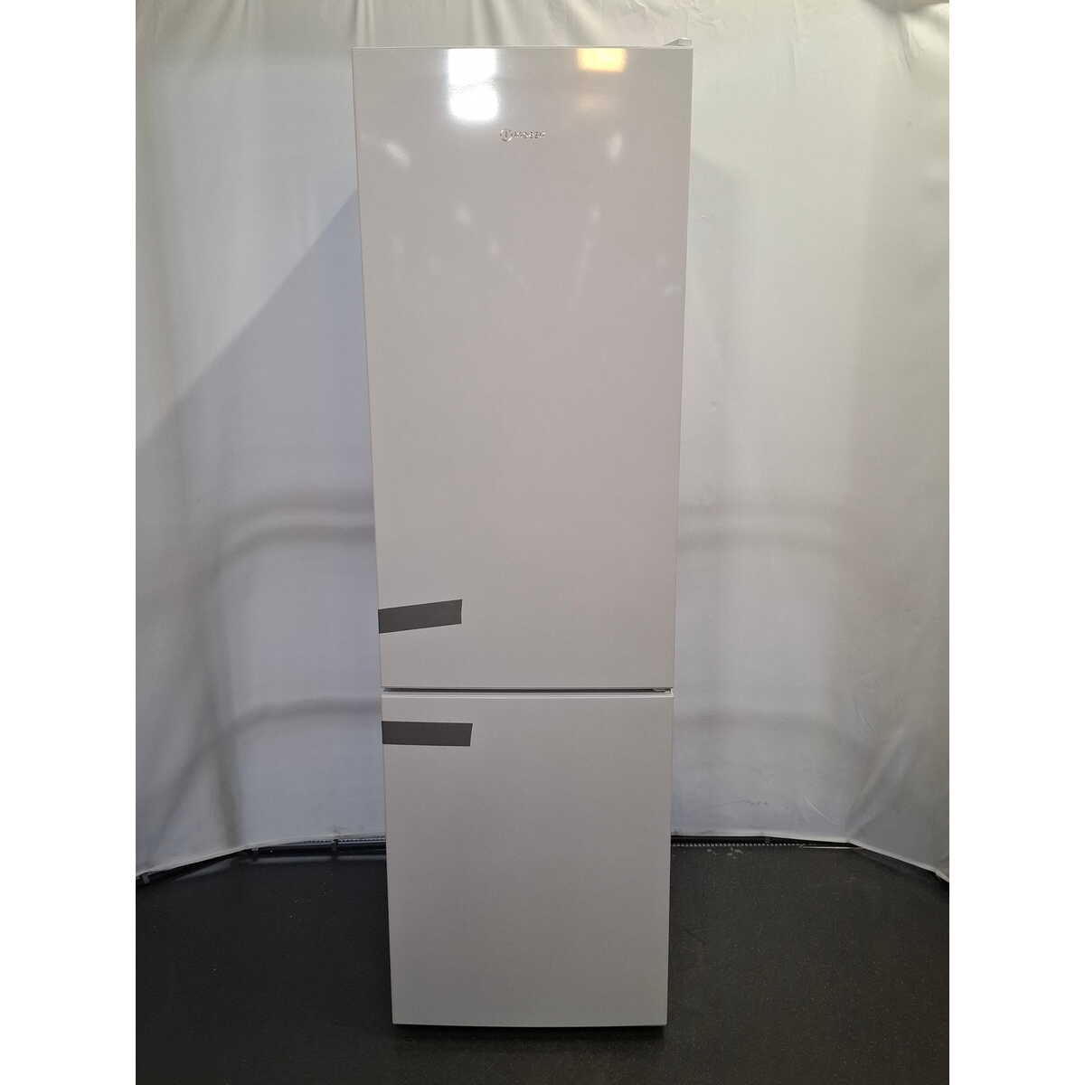 Холодильник Indesit ITR 4200 W (Цвет: White)