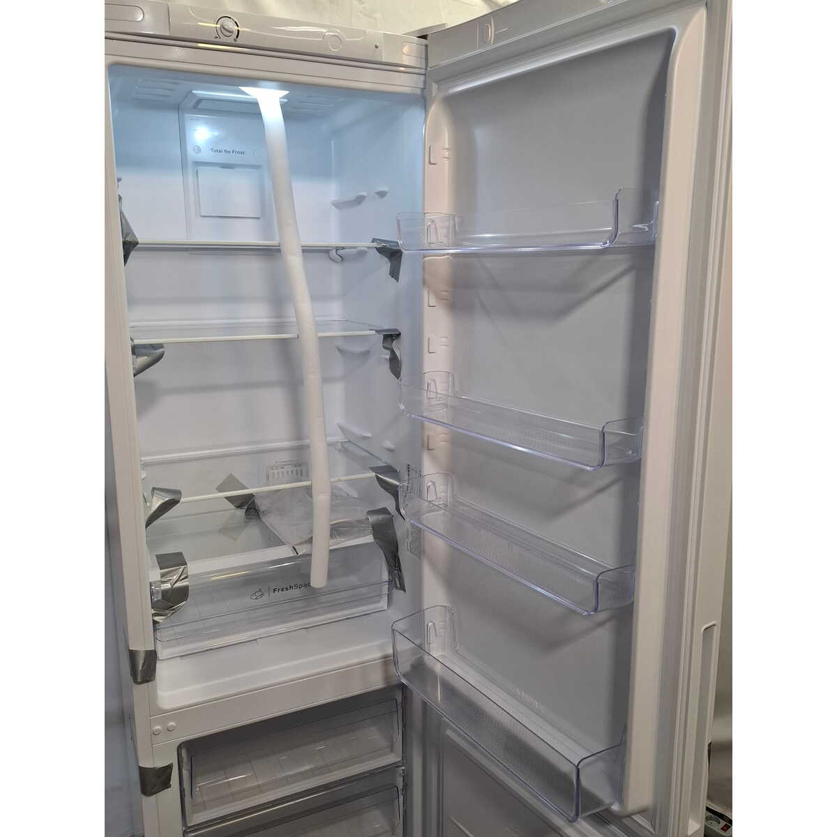 Холодильник Indesit ITR 4200 W (Цвет: White)