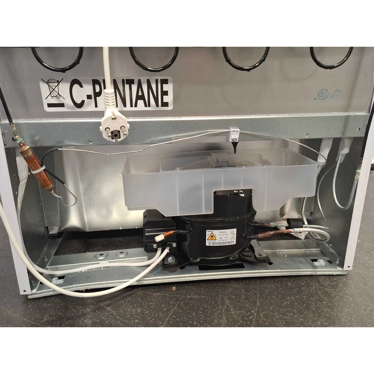 Холодильник Indesit ITR 4200 W (Цвет: White)