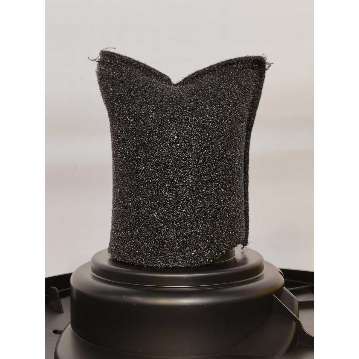 Строительный пылесос Karcher WD 2 Plus V-12 / 4 / 18 (Цвет: Yellow)