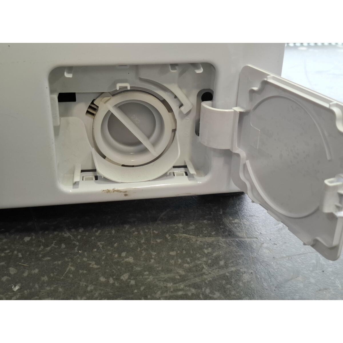 Стиральная машина Beko WSPE6H612W, белый