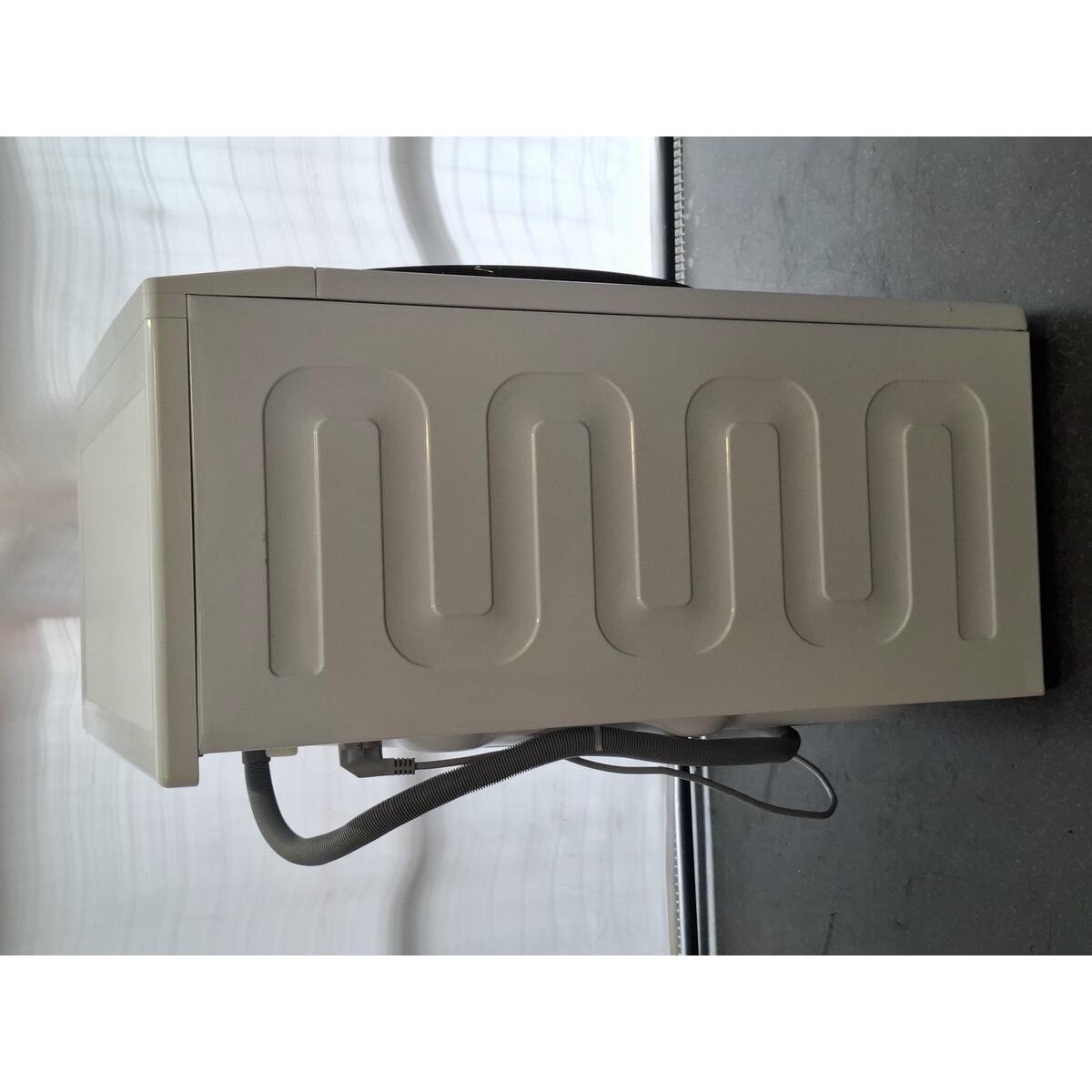 Стиральная машина Beko WSPE6H612W, белый