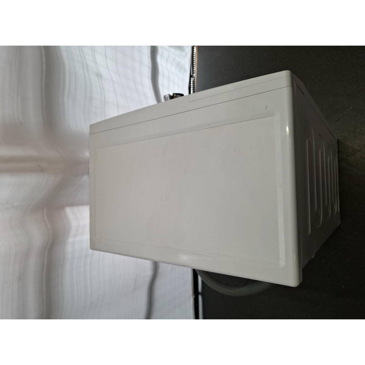 Стиральная машина Beko WSPE6H612W, белый