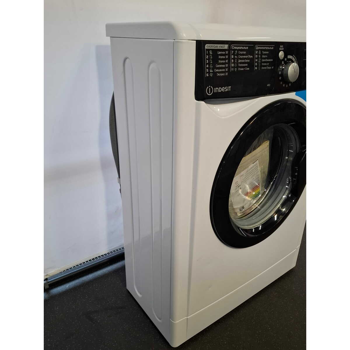 Стиральная машина Indesit EWUD 4105 BK CIS, белый