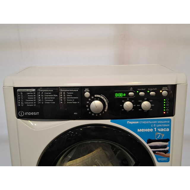 Стиральная машина Indesit EWUD 4105 BK CIS, белый Стиральная машина Indesit EWUD 4105 BK CIS, белый