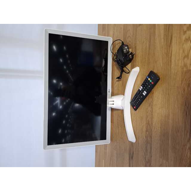Телевизор LG 24" 24TQ510S-WZ.ARUZ, белый
