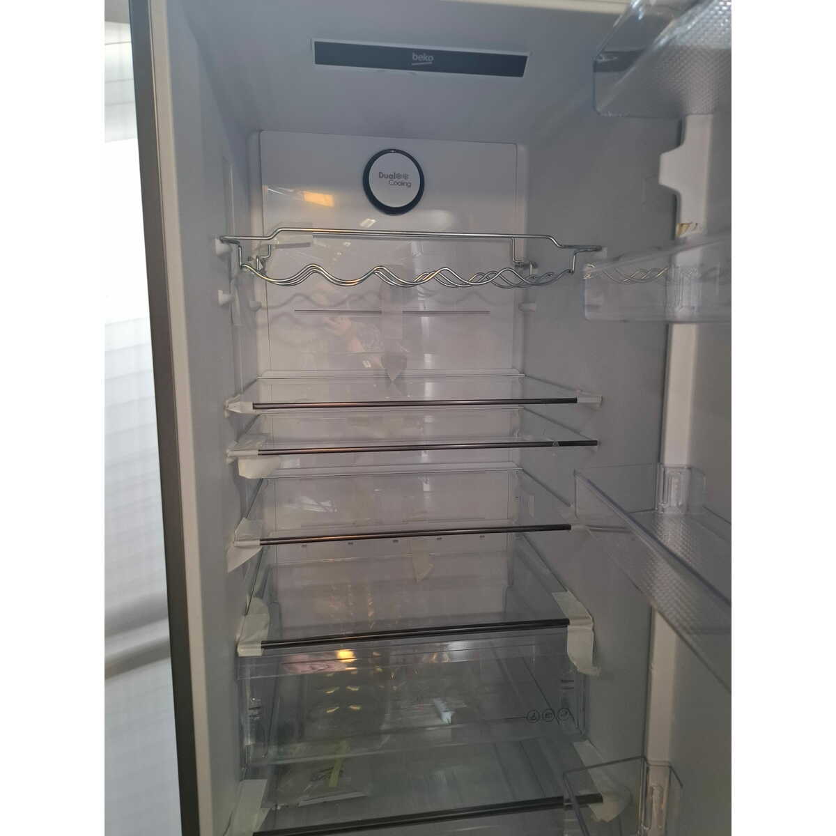 Холодильник Beko B3DRCNK402HXBR (Цвет: Anthracite)