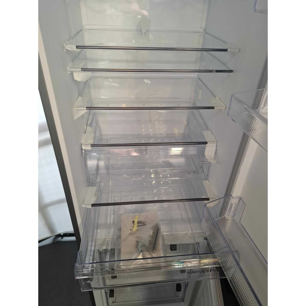 Холодильник Beko B3DRCNK402HXBR (Цвет: Anthracite)