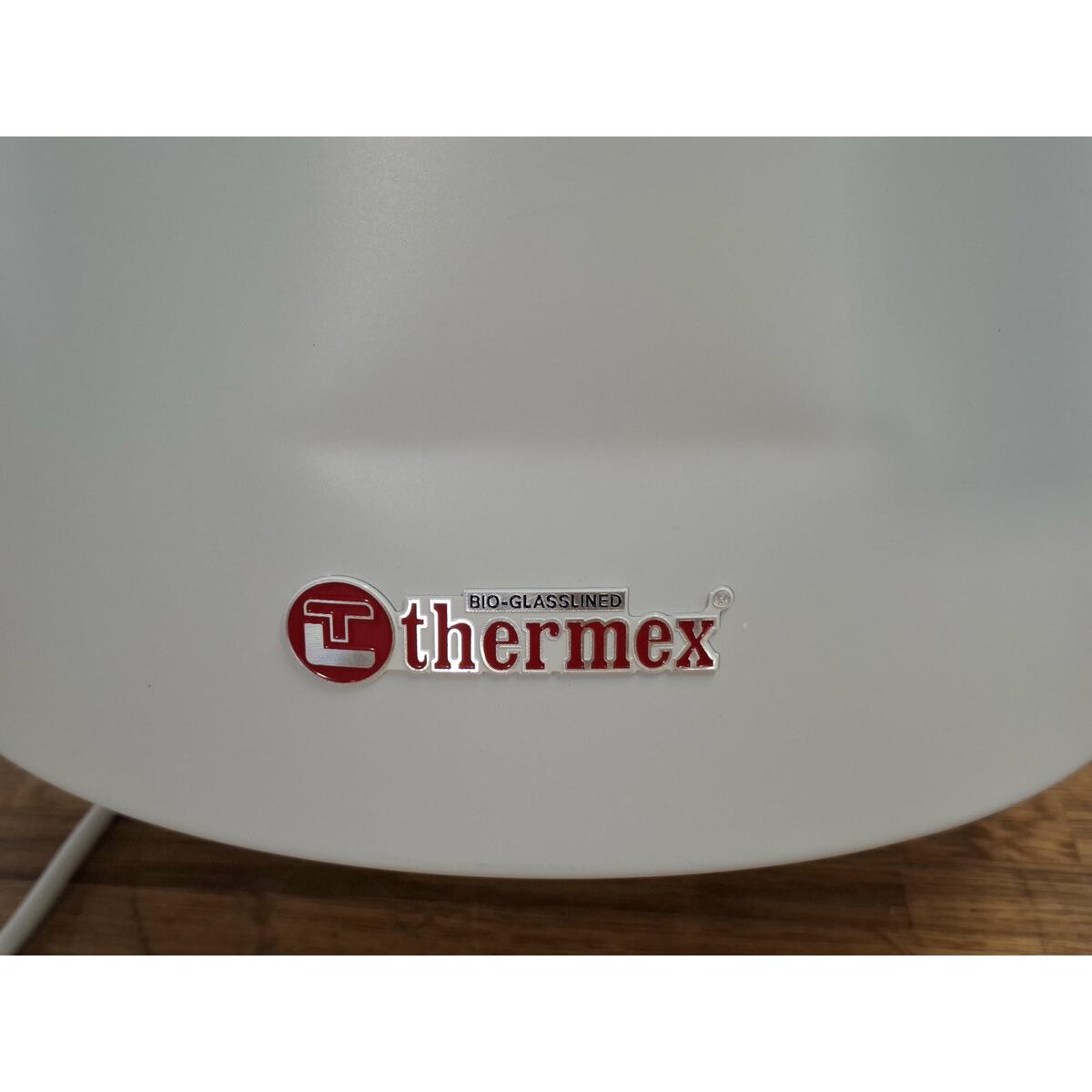 Водонагреватель Thermex TitaniumHeat 60 V Slim, белый