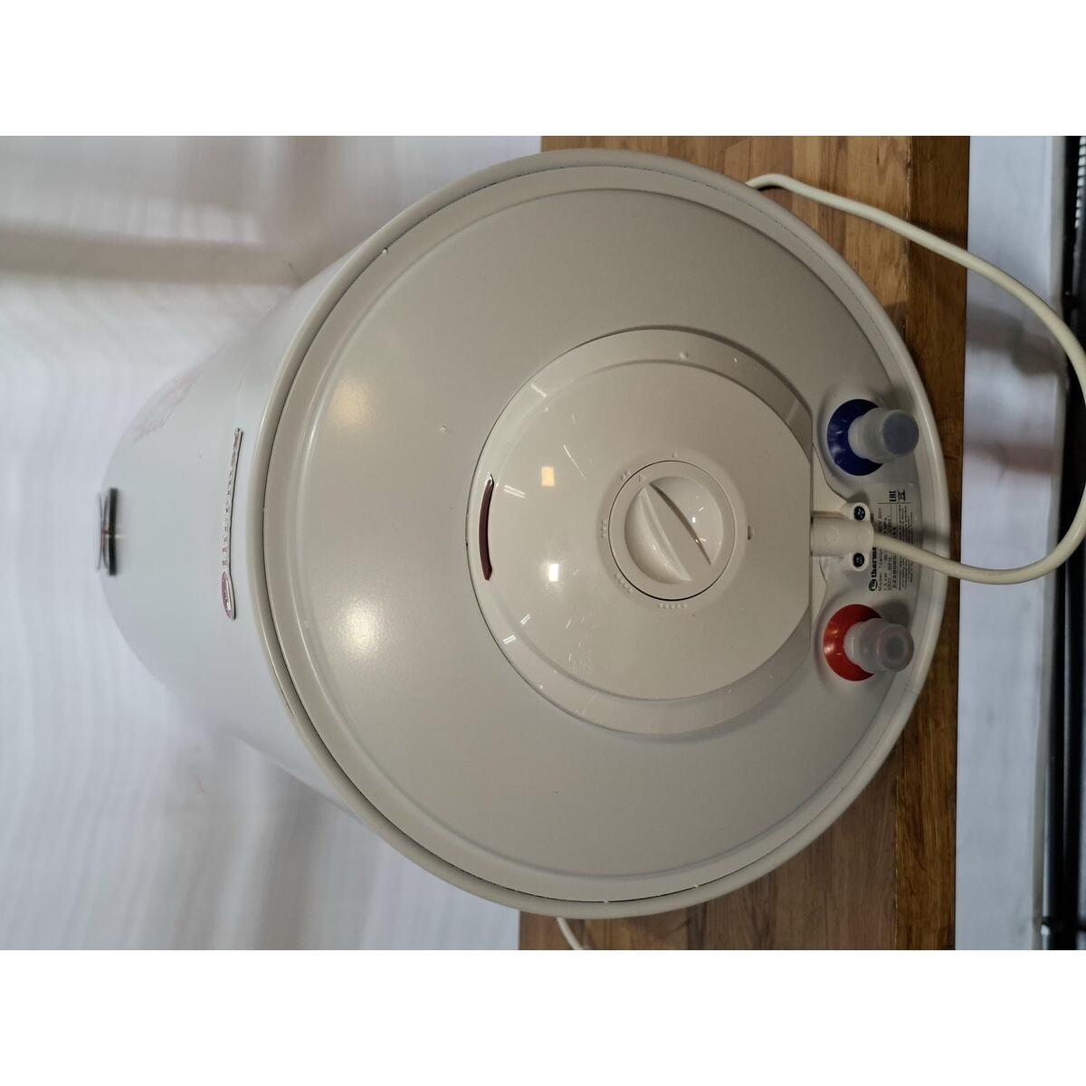 Водонагреватель Thermex TitaniumHeat 60 V Slim, белый