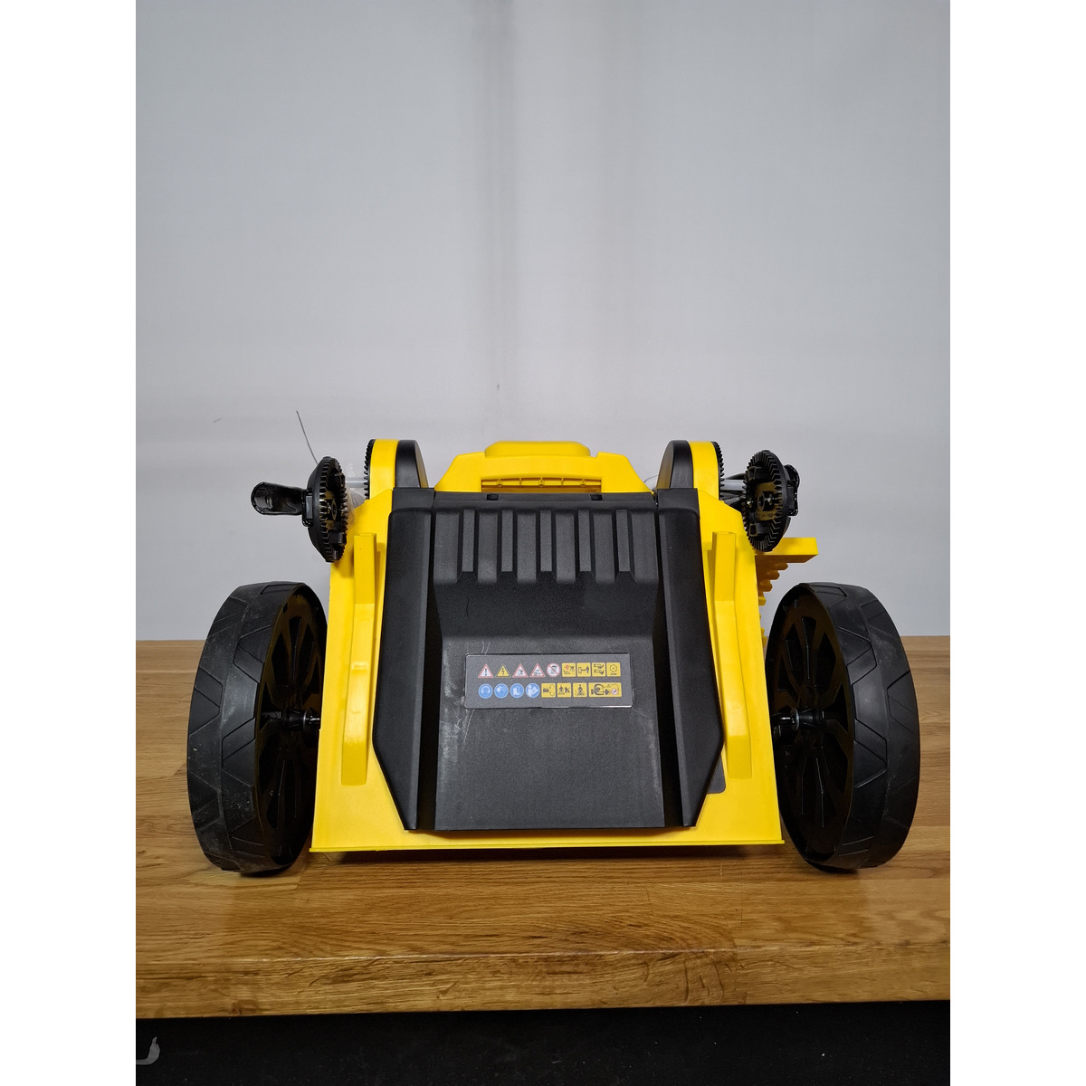 Газонокосилка роторная DENZEL GMC-1800 (Цвет: Yellow / Black)