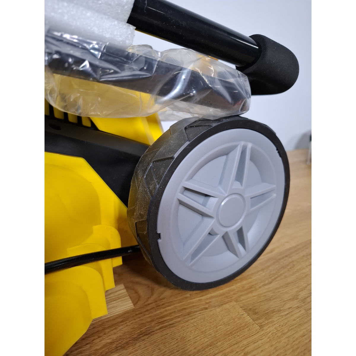 Газонокосилка роторная DENZEL GMC-1800 (Цвет: Yellow / Black)
