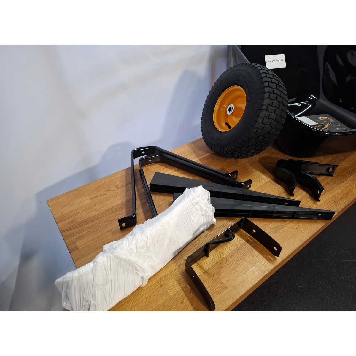 Тачка строительная Denzel, черный
