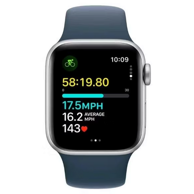 Умные часы Apple Watch SE (2024) 40mm Aluminum Case with Sport Band M / L (Цвет: Silver / Denim) Умные часы Apple Watch SE (2024) 40mm Aluminum Case with Sport Band M / L (Цвет: Silver / Denim)